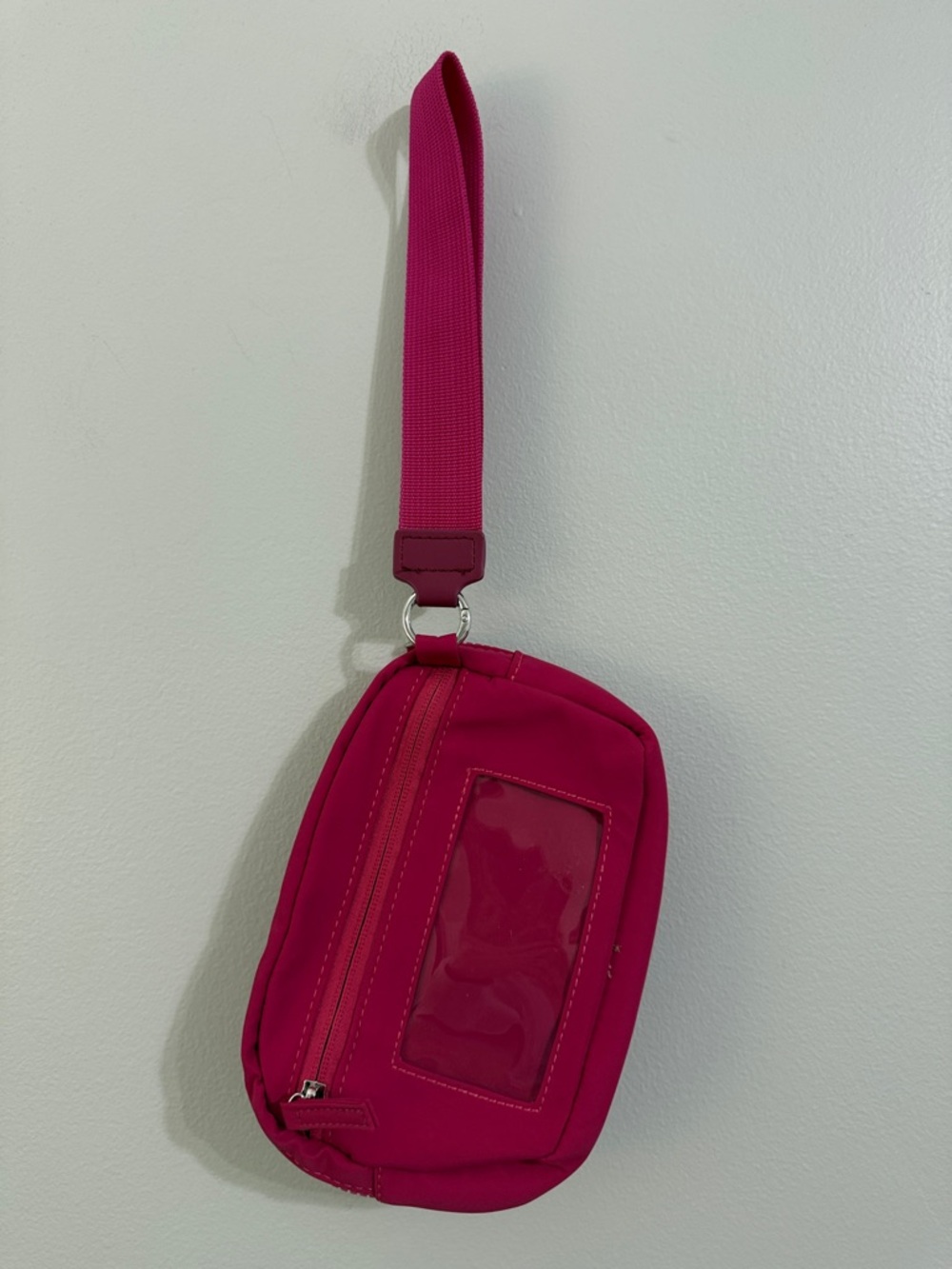 Women’s Wristlet Pouch - Fuchsia Pink